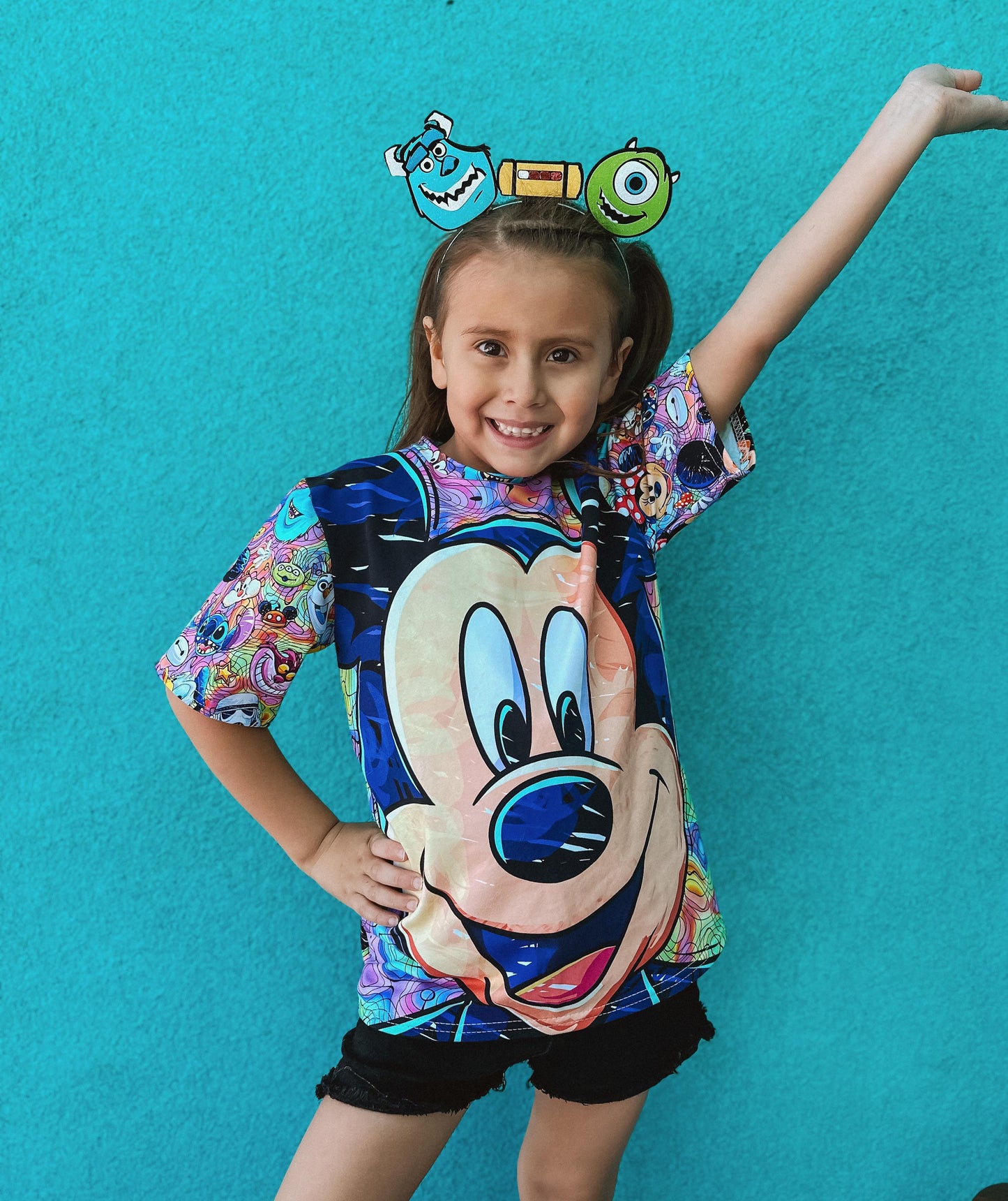 NEON FRIENDLY FACES SMALL SCALE - Custom Order