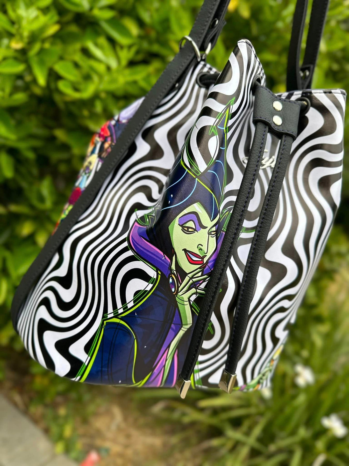 Villains Montage Mal and Old Hag Panel Pack - Custom Order