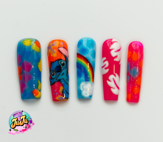 HAND PAINTED PRESS ON NAILS STITCH